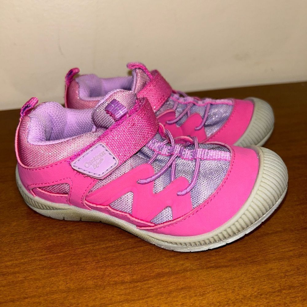 Osh kosh Velcro close shoes size 10